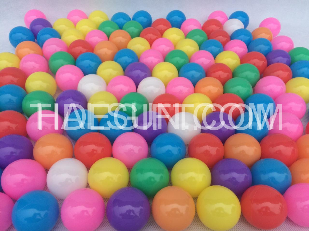 plastic-ocean-balls-7.jpg